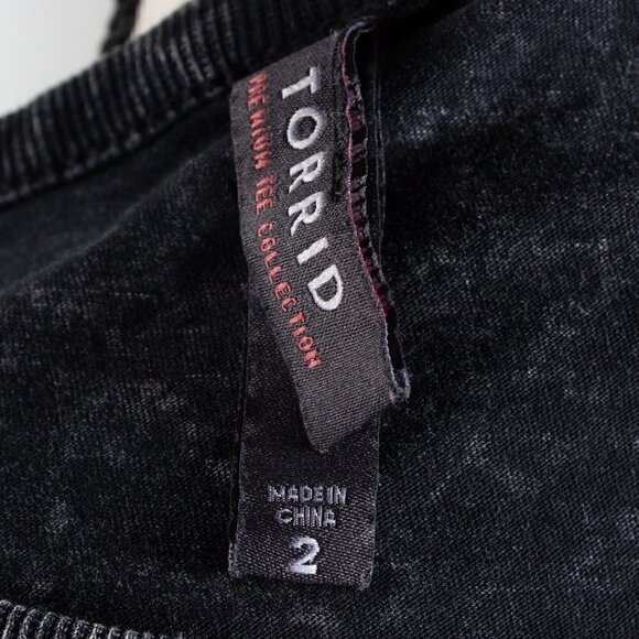 Torrid Distressed T-Shirt Size 2 Deep V Neck Cut Out - 2X - Picture 4 of 5